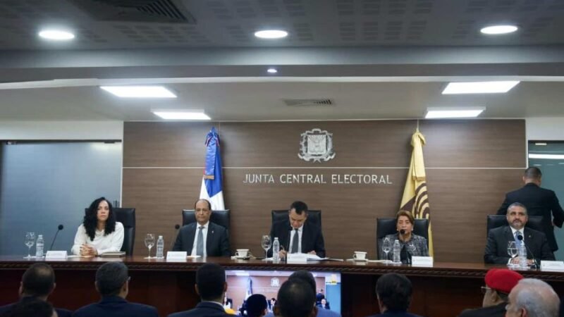 PRM se desliga de actos que piden reelección y condicionan apoyo al pacto para detener campaña electoral