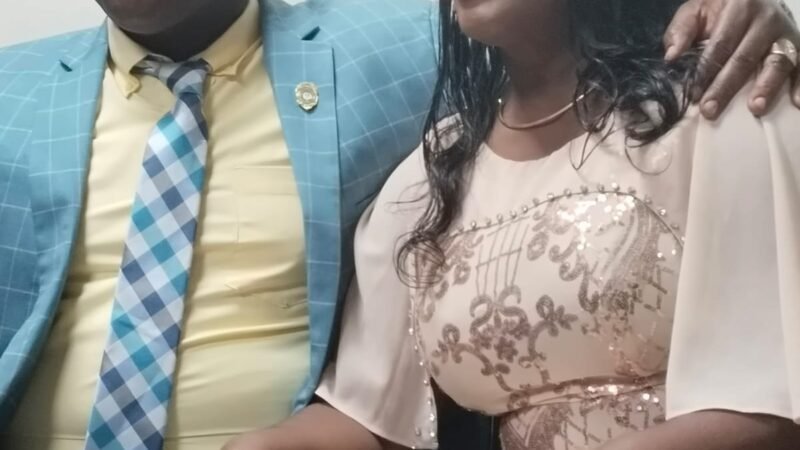 Con bombos y platillos Celebro su boda el Gral de Capellanía MIKASU Dembo Bien Aime llevado a cabo en el  Hotel Tropicana Zona Oriental.