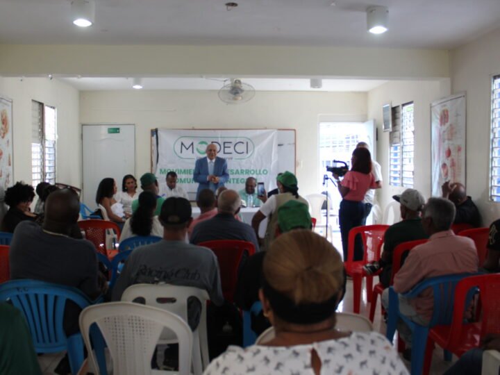 Movimiento MODECI pasa apoyar a LEONEL FERNANDEZ a traves del Prof. Anibal Garcia Duverge.