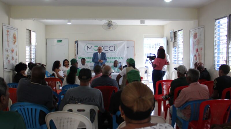 Movimiento MODECI pasa apoyar a LEONEL FERNANDEZ a traves del Prof. Anibal Garcia Duverge.