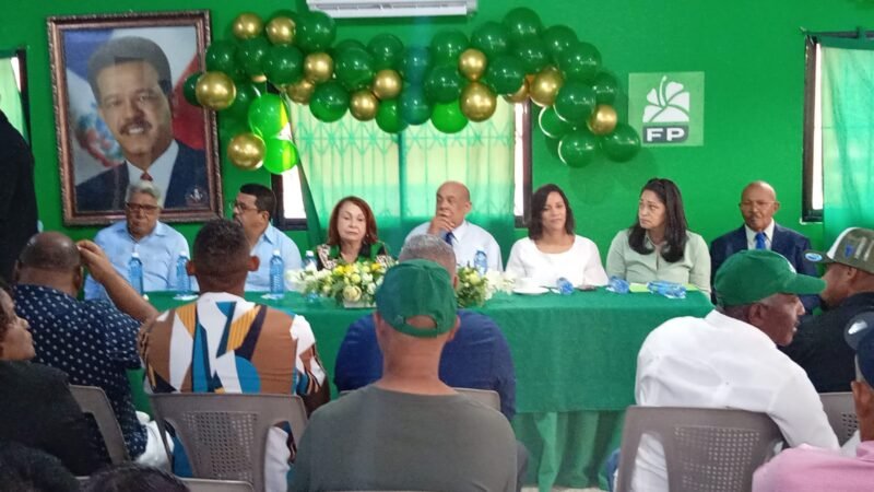 JURAMENTA A VICESECRETARIOS PROVINCIALES, MUNICIPALES Y DE RENCITOS  EN SAN CRISTÓBAL